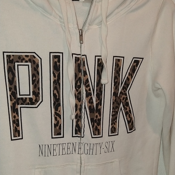 PINK Victoria's Secret RARE Cheetah Zip Hoodie XS - Picture 3 of 8